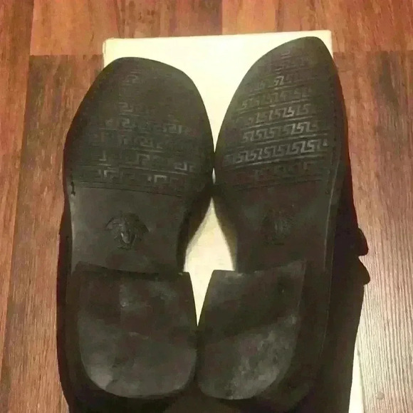 Men’s Gianni Versace suede loafers! - Picture 3 of 3